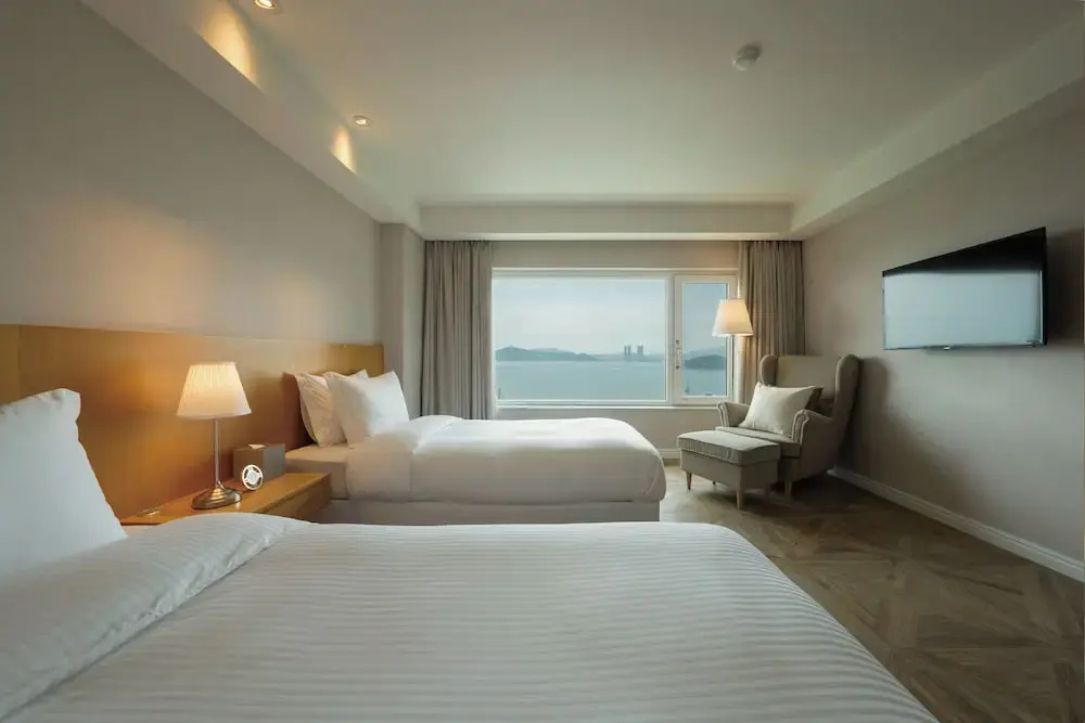 Deluxe Double room with view (twin beds)