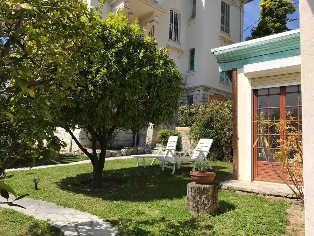 3 Bedrooms Cottage