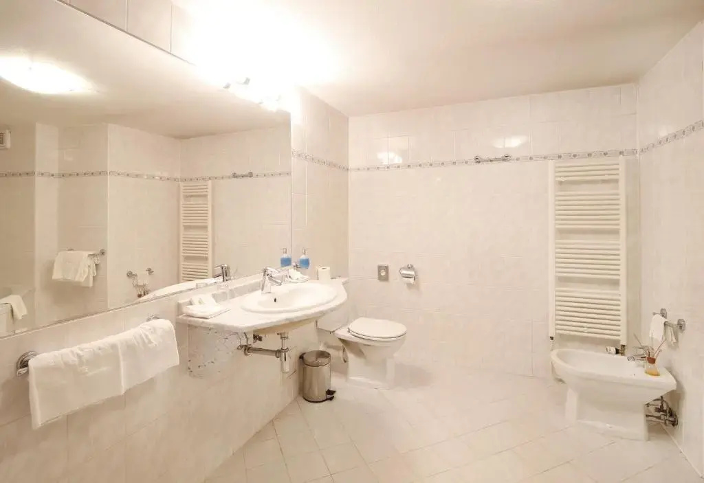 Agh Hotel - Chambres