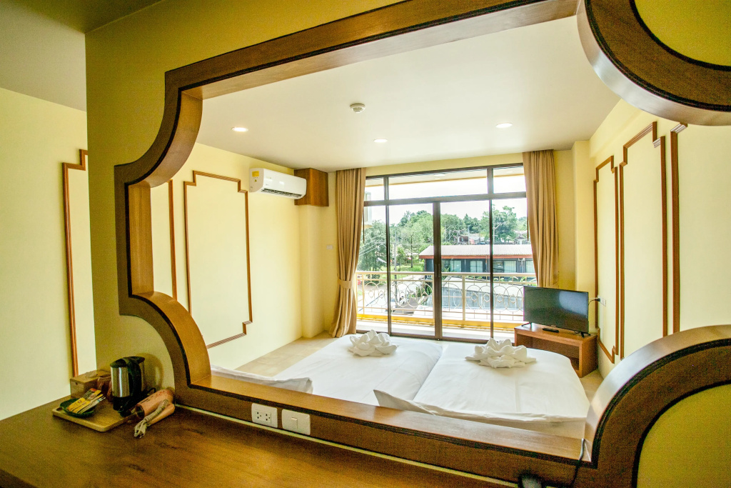 Balcony & Terrace