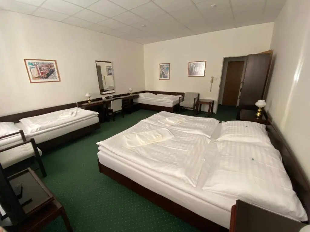 Hotel Omega - Chambres