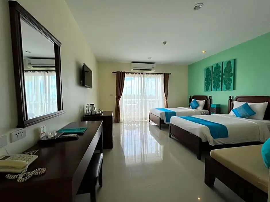 Deluxe Double room (twin beds)