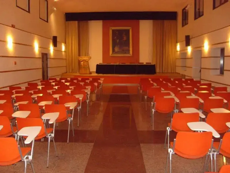 Emmaus Hotel - Général