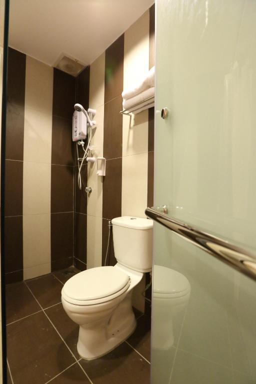 1 Hotel Taman Connaught