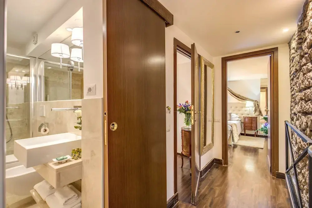 Deluxe Suite with city view