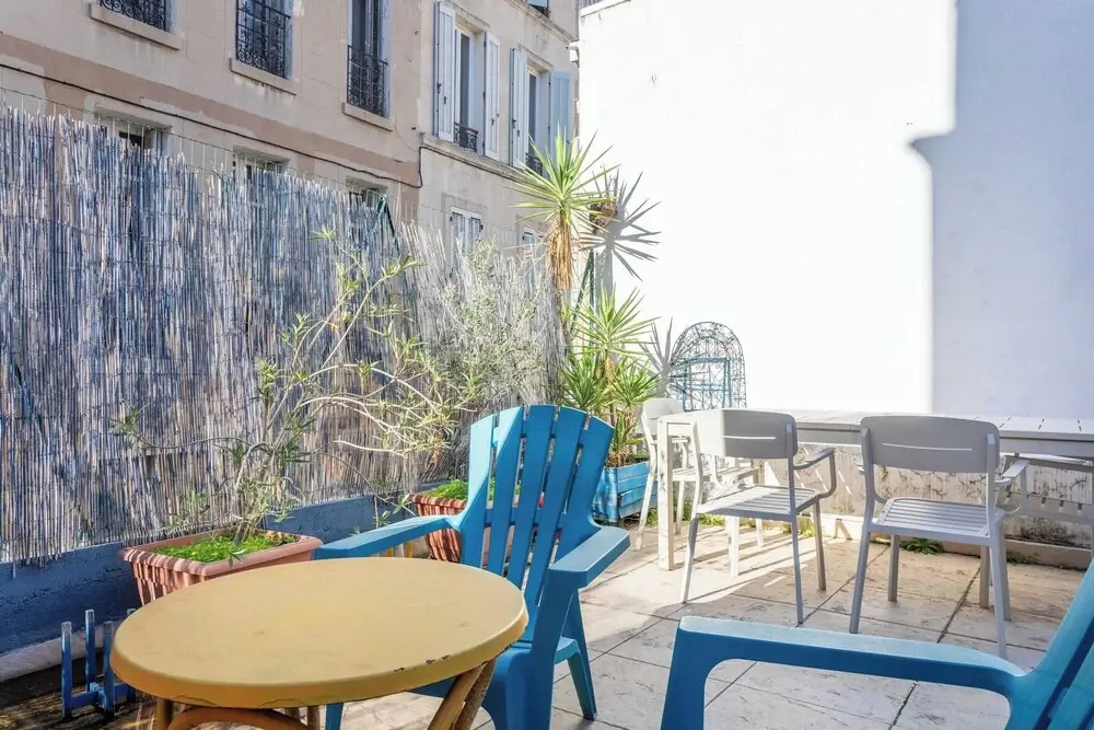 1 Bedroom Apartment in La Plaine