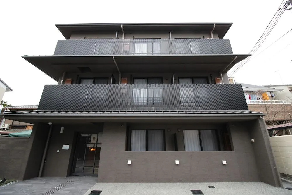 AKARI Higashiyama Nijo