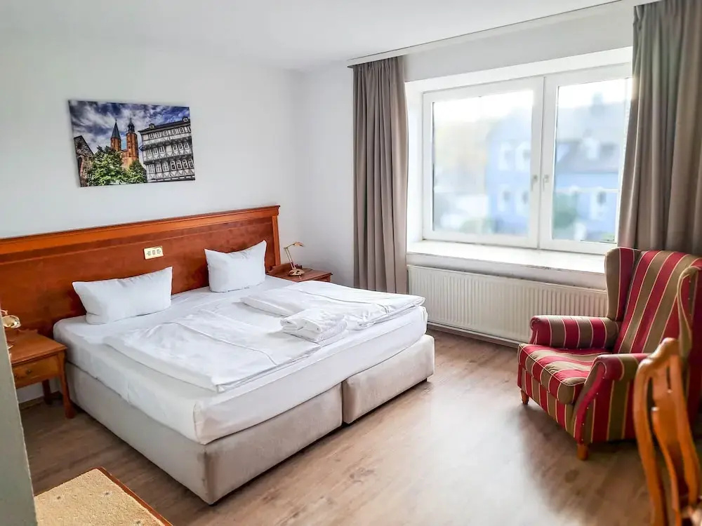 Comfort Double room (full double bed)