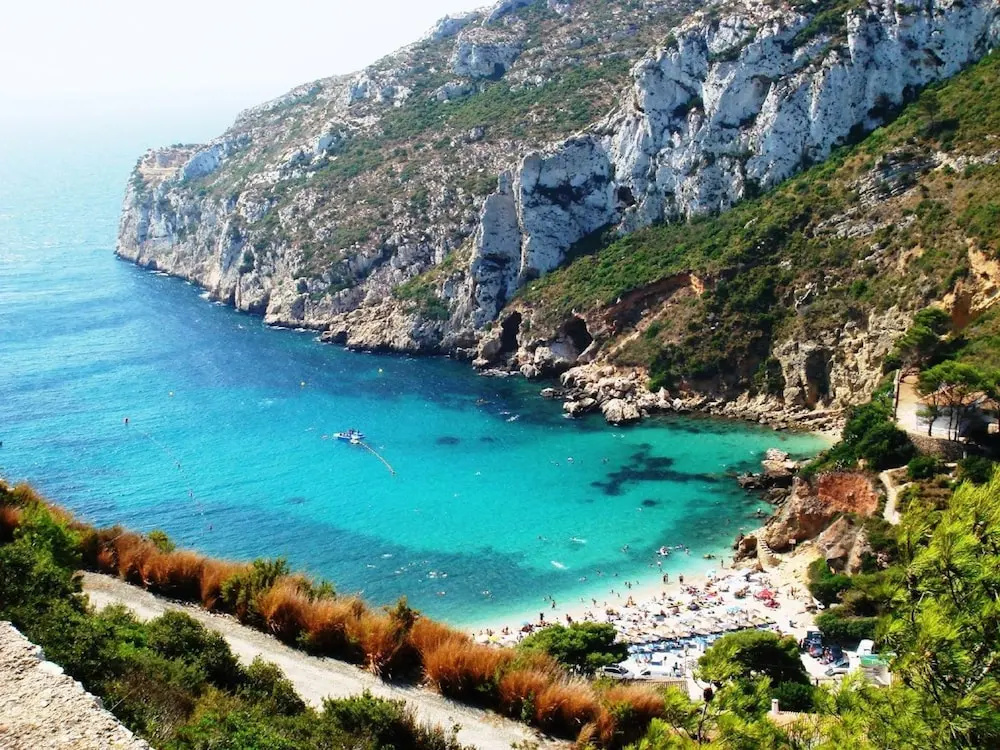 Beach & Waterfront