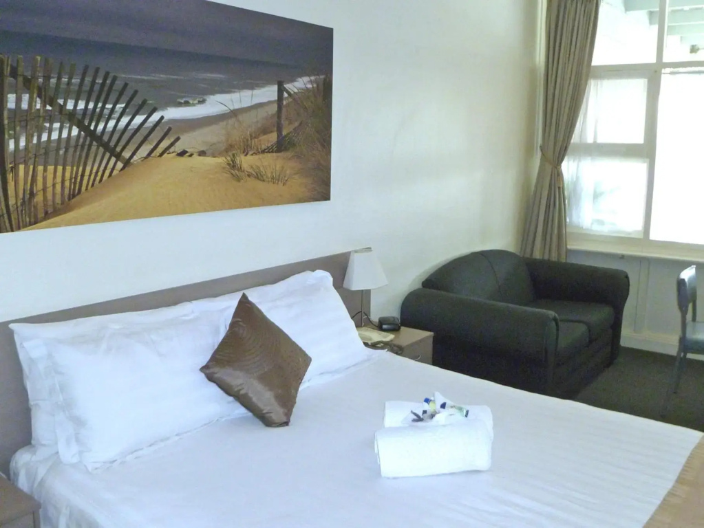 Standard Double room (full double bed)