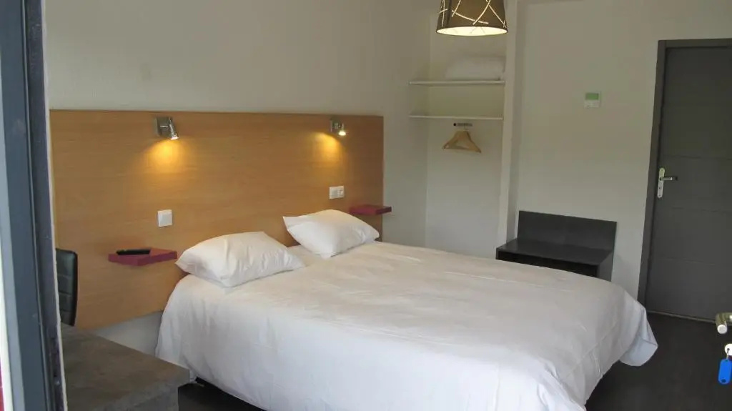 Voir la photo 4 — Hôtel le 15