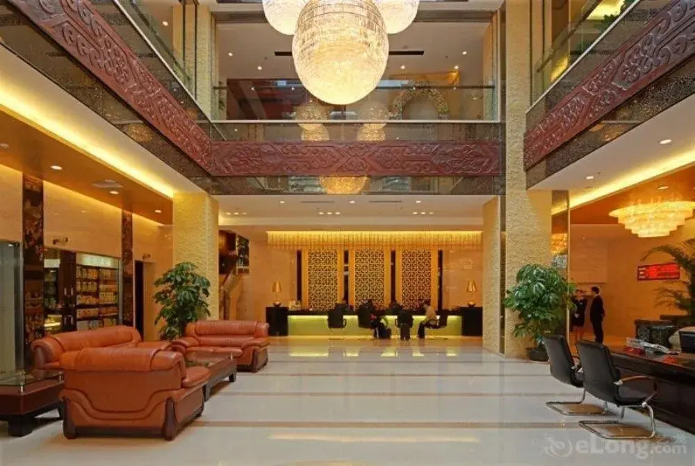Lobby & Reception