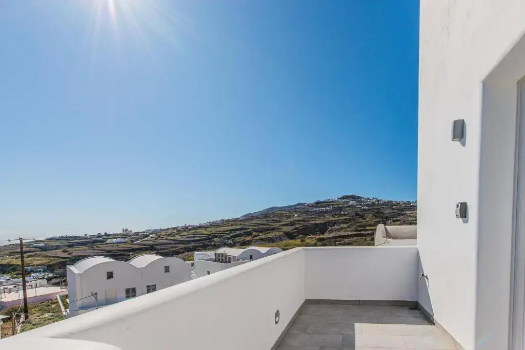Golden View Jacuzzi Suites