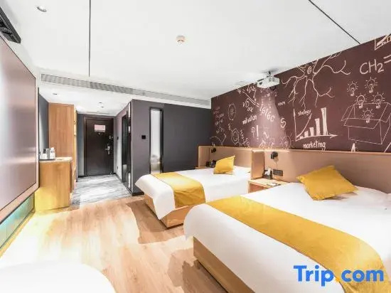 Premier room