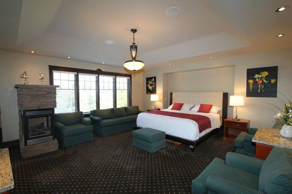 Westmount River Inn - фото 15
