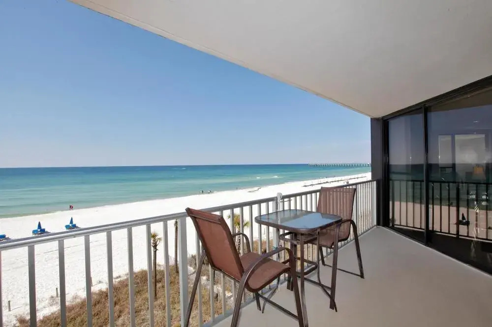 Beach & Waterfront