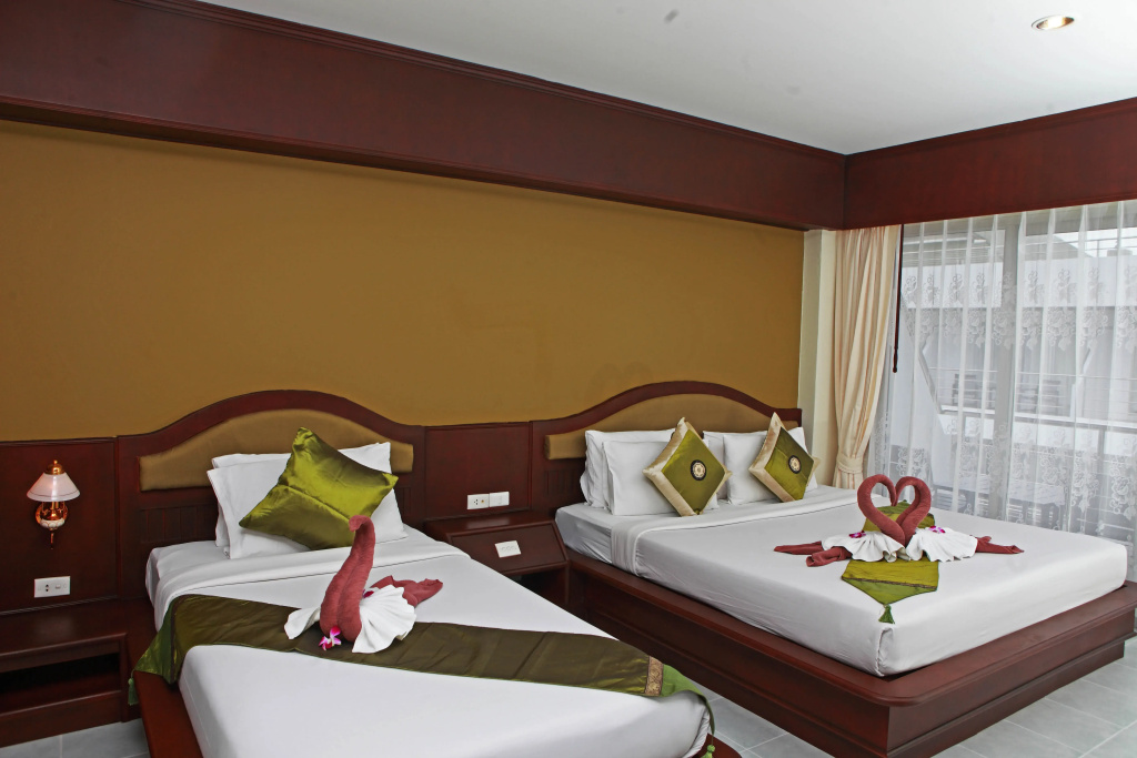 Samui First House Hotel