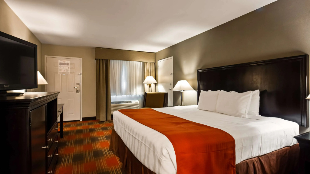 Standard Double room (full double bed)