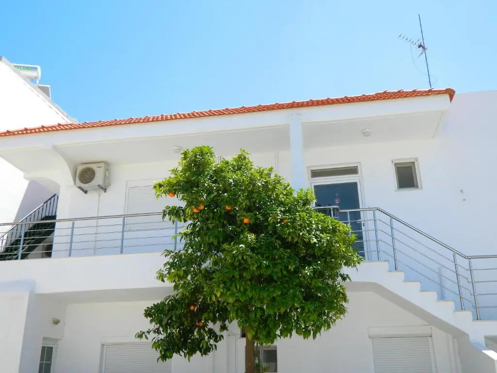 Kalithies apartment