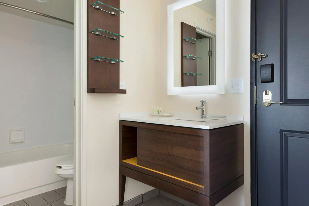 Holiday Inn : Bloomington W MSP Airport Area by IHG - Chambres