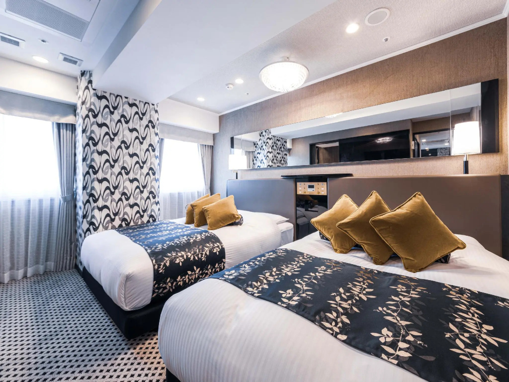 APA Hotel Shin Osaka Ekimae - Tap to explore photos