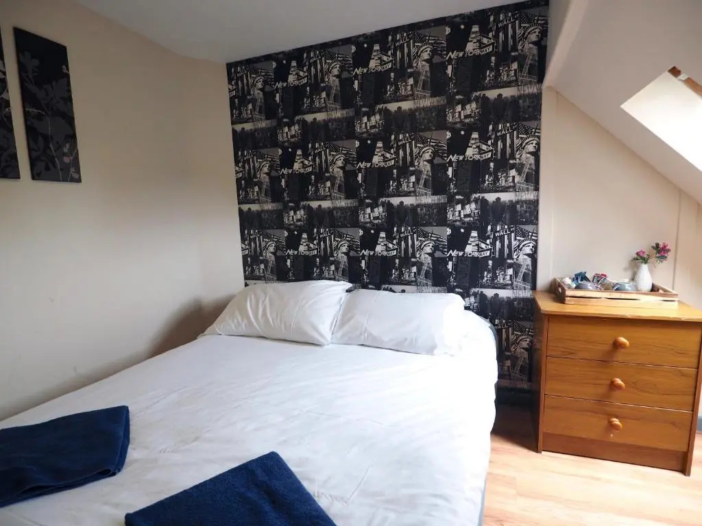 Standard Double room (full double bed)