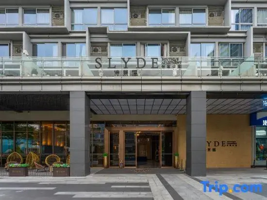 SLYDE