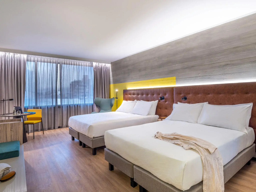 Superior Quadruple room
