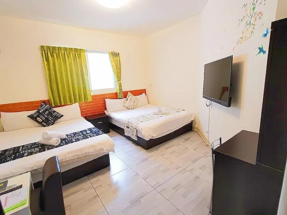 2 Bedrooms Standard Quadruple room