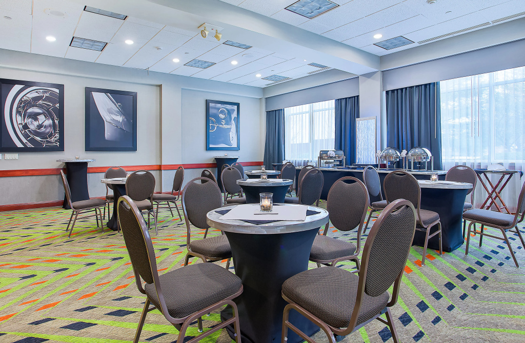 Holiday Inn University Plaza-Bowling Green by IHG - Général