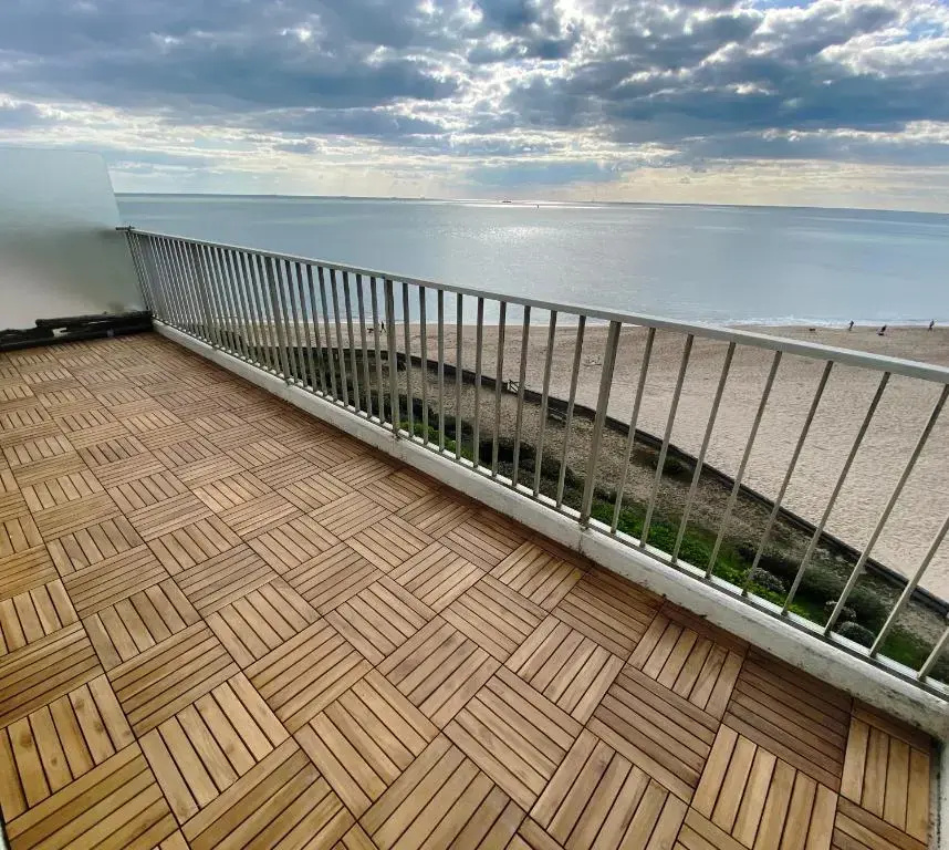 Duplex face mer tout confort sur la plage /tennis