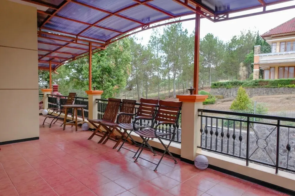 Villa Anggur Panderman by OYO Rooms