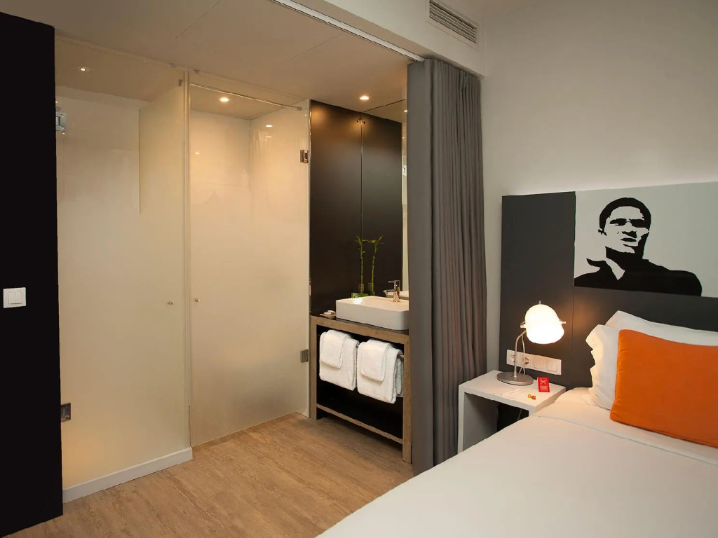 Bedroom