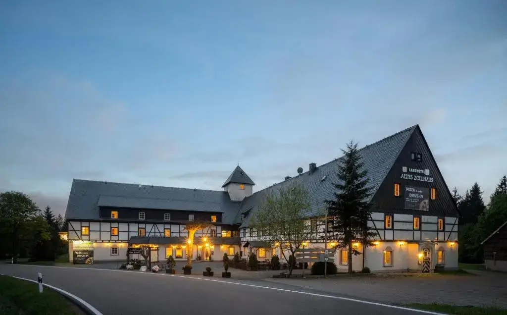 Landhotel Altes Zollhaus - Chambres