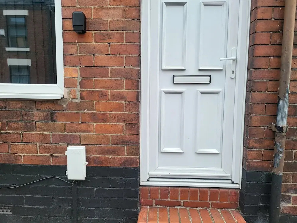 Apartment - Sleeps 5 - Great Location - Parking