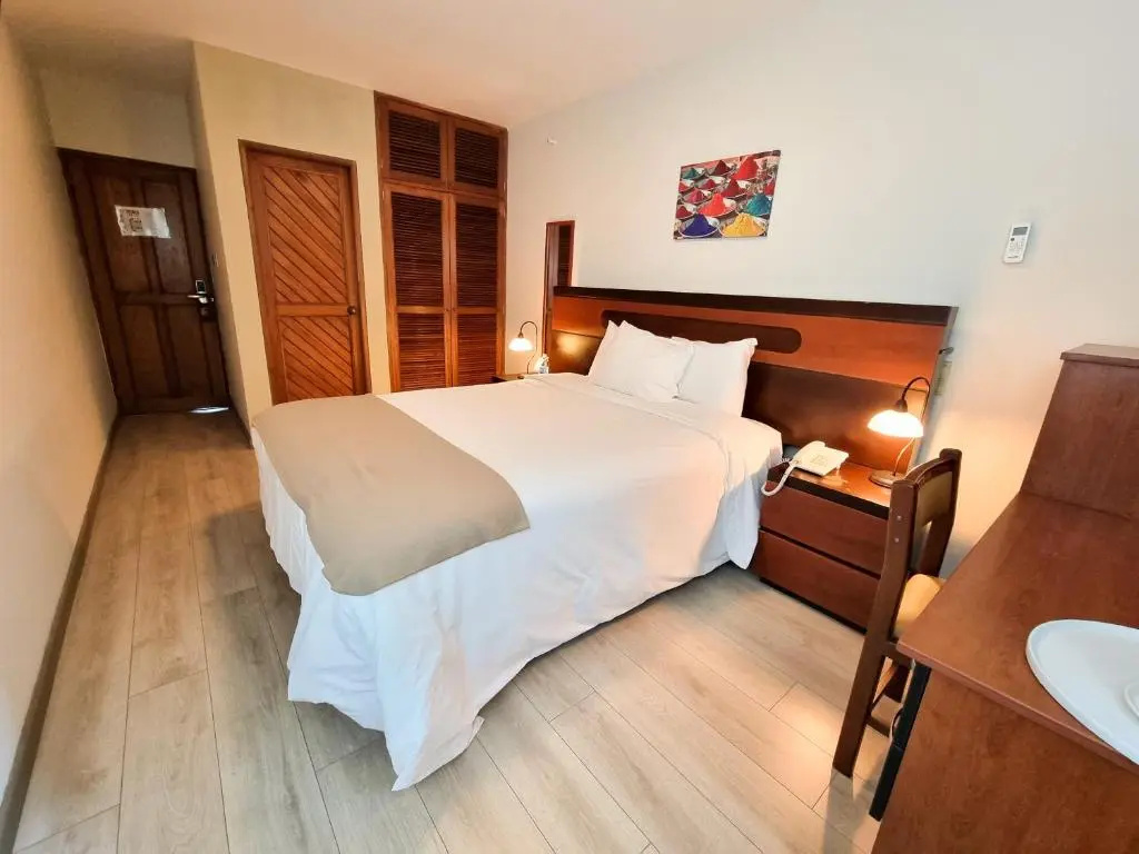 Superior Double room (full double bed)