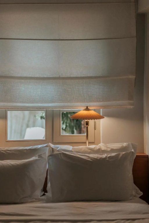 Standard Double room with garden view (full double bed)
