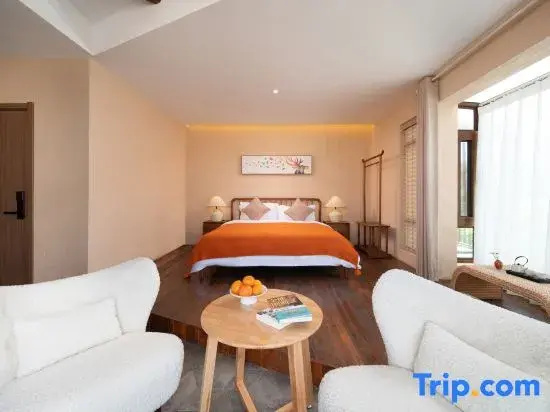 Standard Double room with balcony and with view (full double bed)