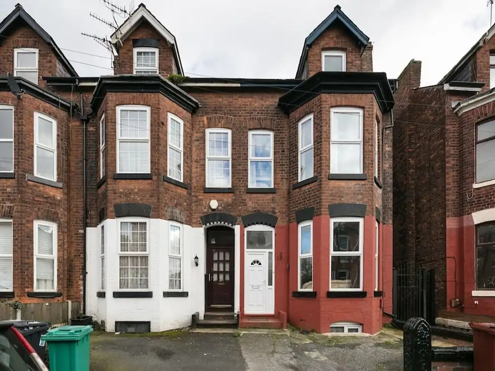 6 Bedroom Chorlton Townhouse
