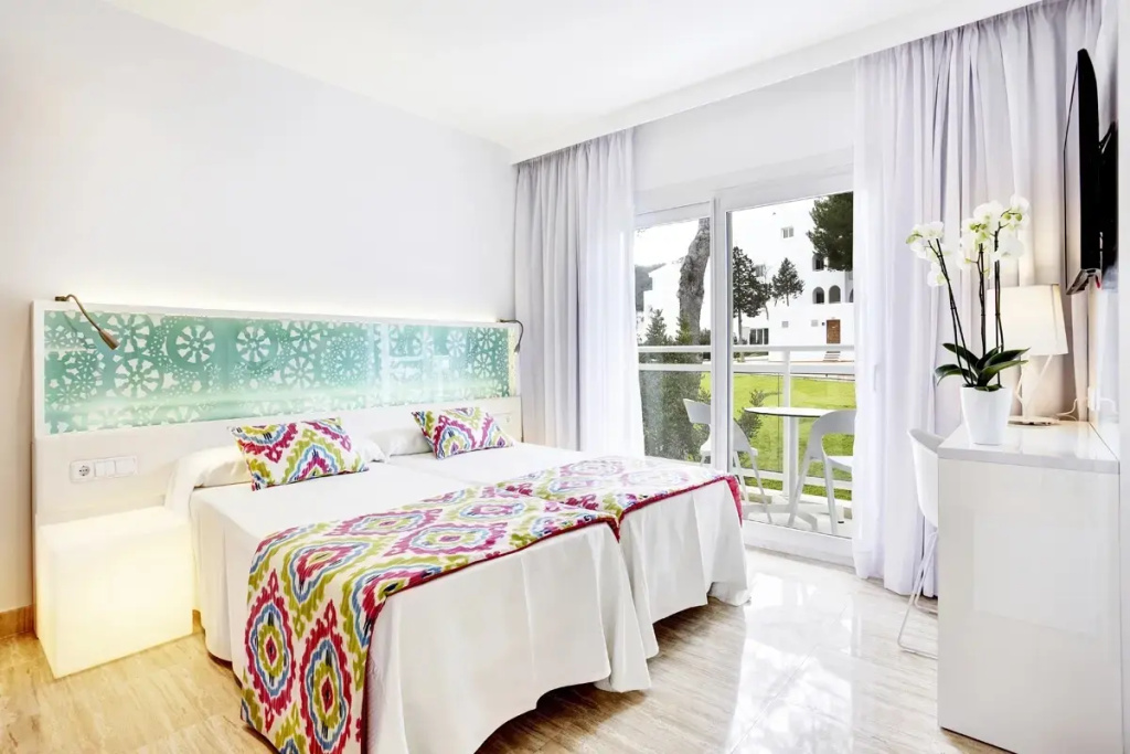 Grupotel Ibiza Beach Resort - Adults Only - Chambres