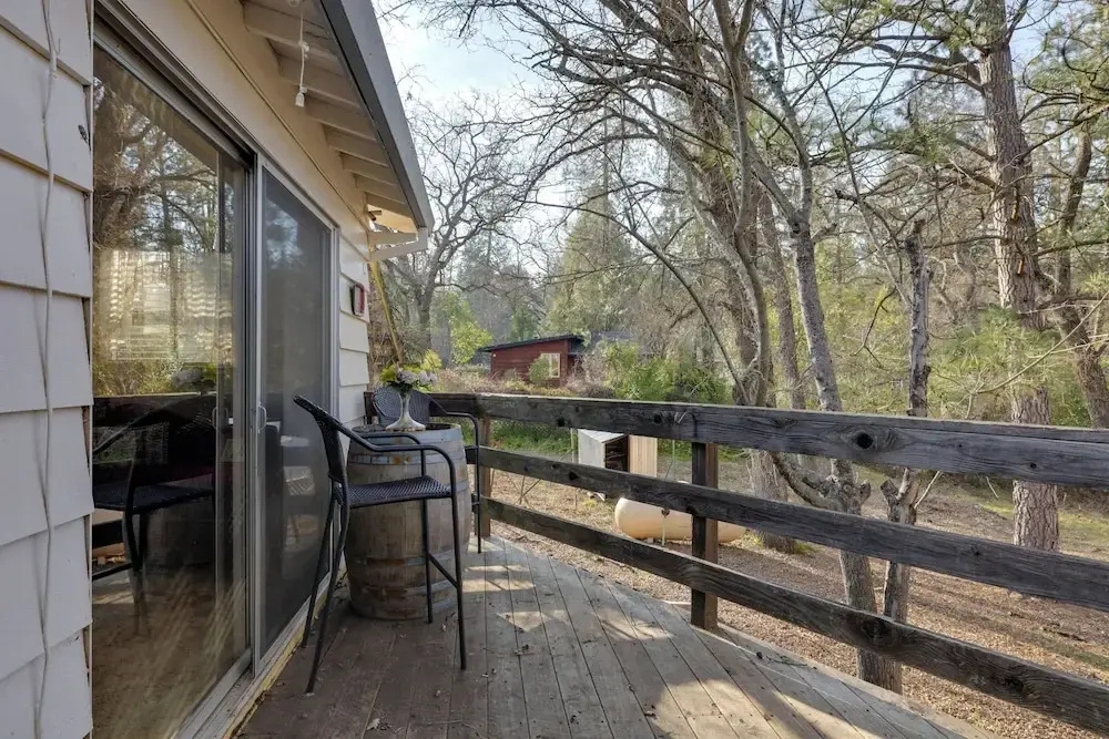 Walk to Downtown: Eclectic Murphys Home w/ Decks!