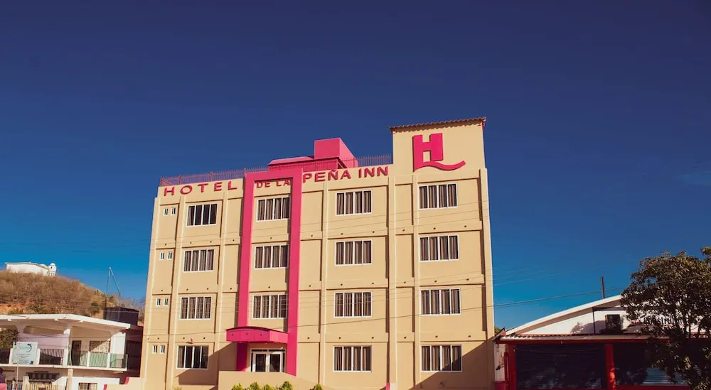 Hotel De La Peña Inn