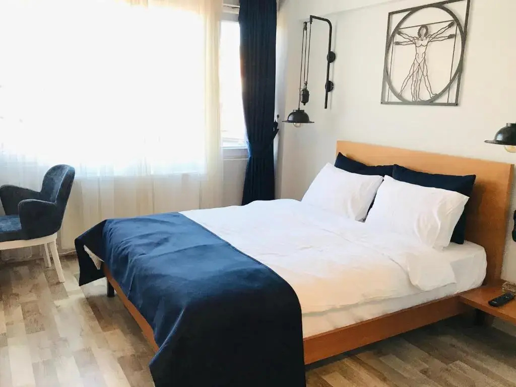 Economy room