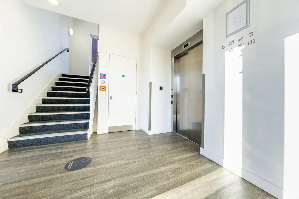 Luxury 1 Bedroom Serviced Apartment in the Heart of Stevenage - фото 13