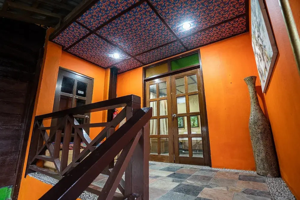 Lost Paradise Resort