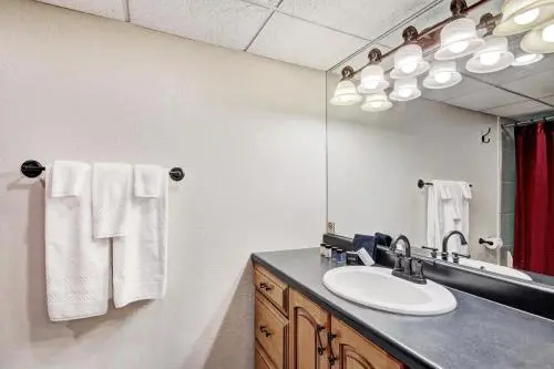 Beaver Run Black Diamond Penthouse by RedAwning