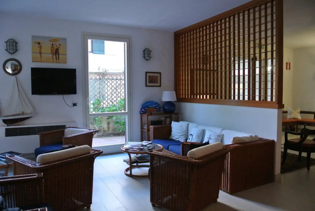 Hotel Yacht Club - Général