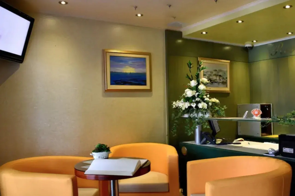 Hotel photo 12