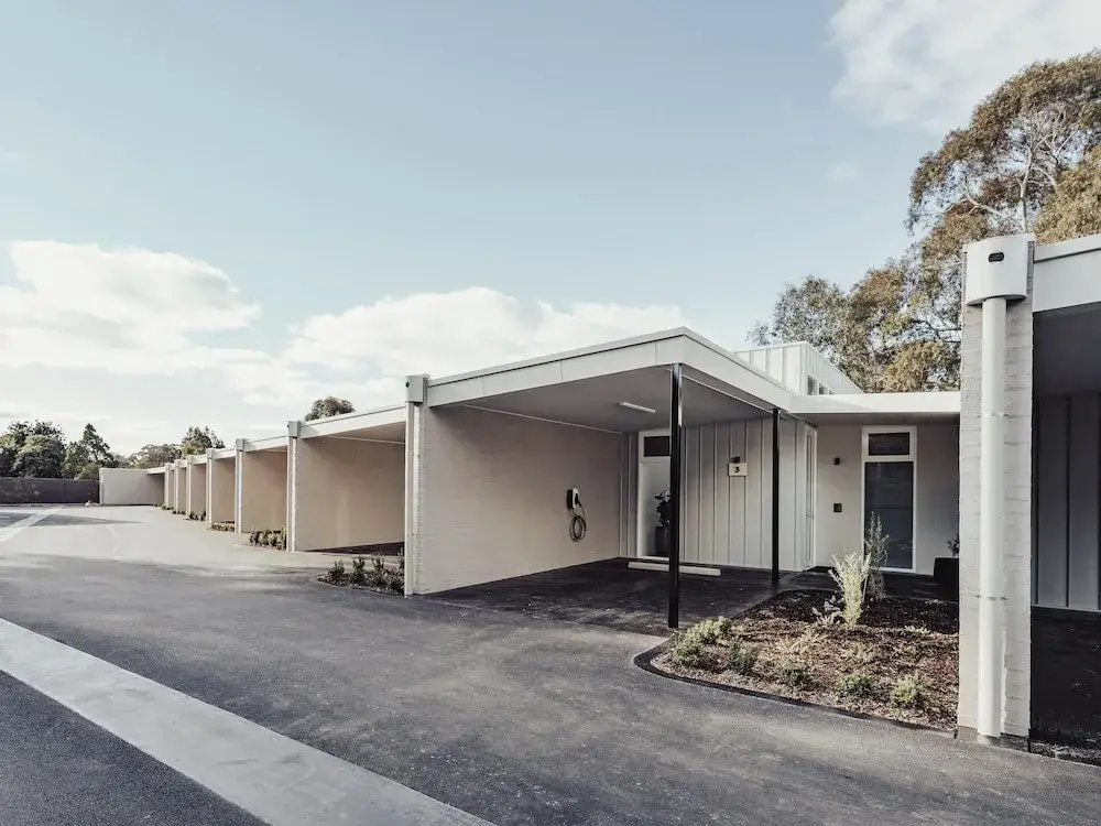 Clare Hillside Apartments