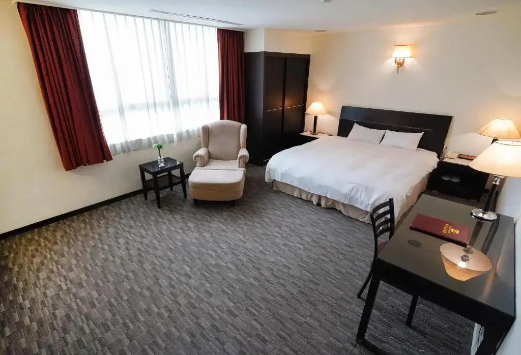 Superior Double room (full double bed)